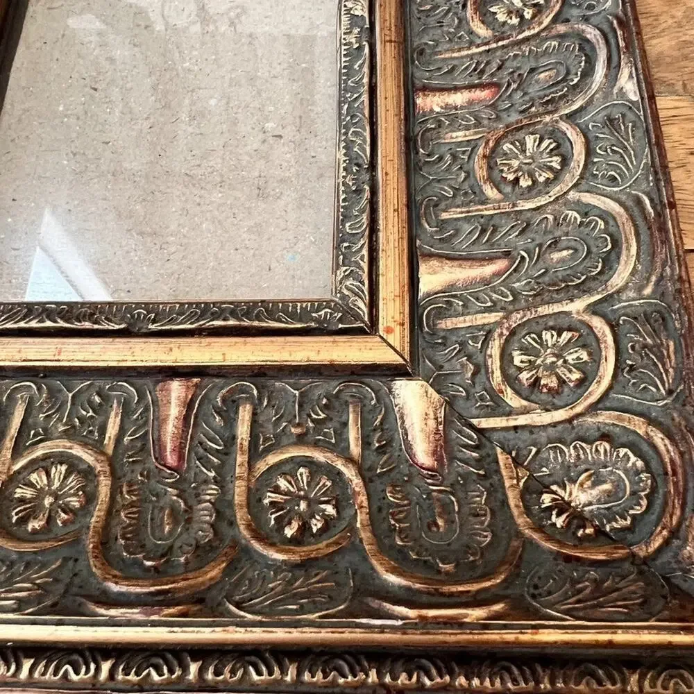 Vintage Picture Frame Ornate Embossed Floral Leaves Bell 4x6
